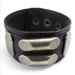 Pulseira De Couro De Titânio De Fabricação Habilidosa, Cores Delicadas E Qualidade Confiável