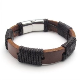 Pulseira De Couro De Titânio De Qualidade Confiável E Design Habilidoso