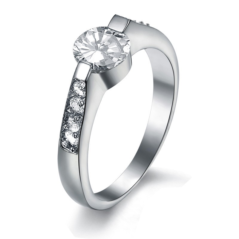 Anel De Titânio Feminino De Qualidade Estável Com Strass Anel De Titânio Feminino De Qualidade Estável Com Strass