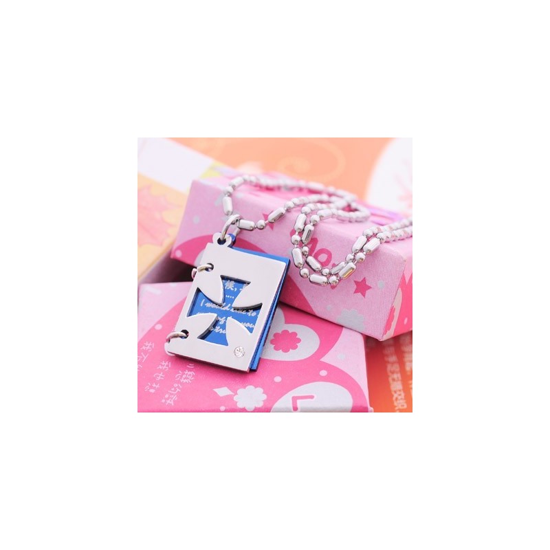 Colar Com Pingente De Cruz De Titânio Com Letra De Amor Romântica