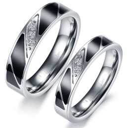 Anel De Titânio De Alta Qualidade Para Amantes Com Diamante