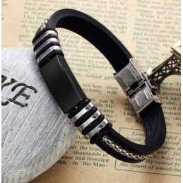 Pulseira De Silicone De Titânio Preta Durável Em Uso