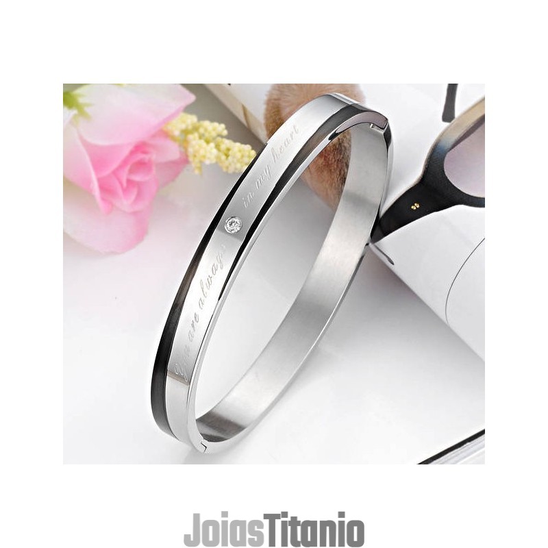 Pulseira De Titânio De Qualidade Estável Para Amantes Com Strass Pulseira De Titânio De Qualidade Estável Para Amantes Com Strass