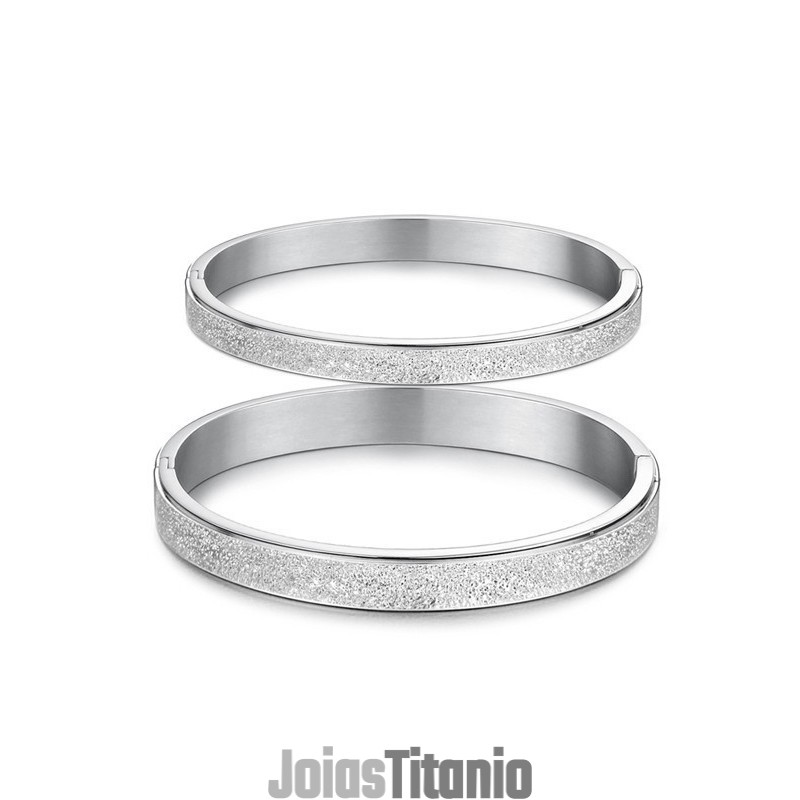 Pulseira De Titânio Esfoliante De Qualidade Estável Para Amantes Pulseira De Titânio Esfoliante De Qualidade Estável Para Amantes