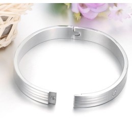 Pulseira De Titânio Com Strass E Qualidade E Quantidade Garantidas Para Amantes