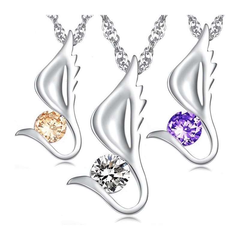 Colar De Titânio Com Revestimento De Platina E Diamante Em Formato De Asa Feminina Da Rainha Da Qualidade