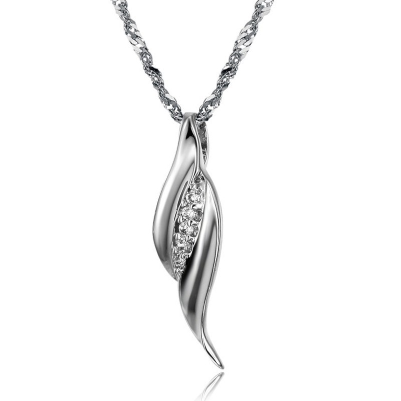 Colar De Titânio Com Banhado Em Platina Feminino Da Rainha Da Qualidade