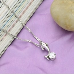 Colar De Titânio Com Banho De Platina E Diamante Em Formato De Golfinho Feminino Com Qualidade E Quantidade Garantidas