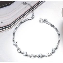 Pulseira Feminina De Titânio Com Banho De Platina E Strass, A Rainha Da Qualidade