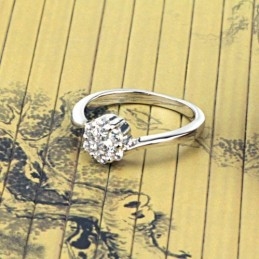 Anel Feminino De Titânio Com Banho De Platina E Strass Com Qualidade E Quantidade Garantidas