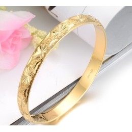 Pulseira Feminina Elegante Banhada A Ouro 18K De Qualidade Estável