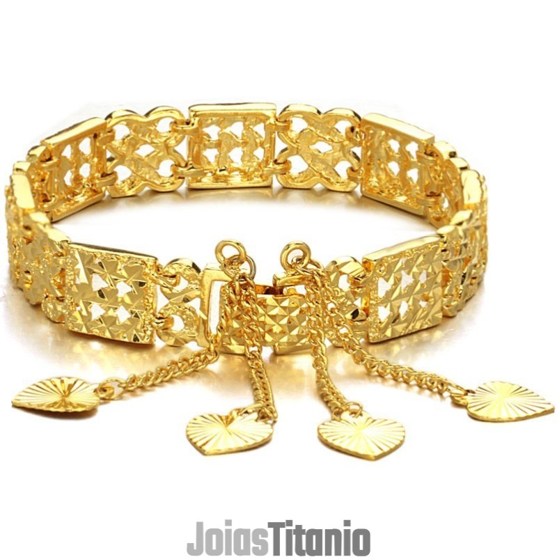 Pulseira Feminina Banhada A Ouro 18K, Durável E Em Uso Pulseira Feminina Banhada A Ouro 18K, Durável E Em Uso