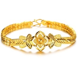 Pulseira Feminina De Alta Qualidade Com Padrão Decorativo Requintado Banhada A Ouro 18K