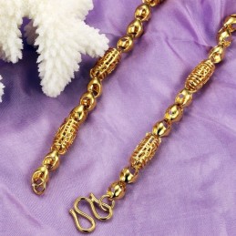 Colar Feminino Banhado A Ouro 18K Vazado De Renome Mundial