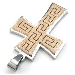 Colar Com Pingente De Cruz De Titânio (Corrente Grátis)
