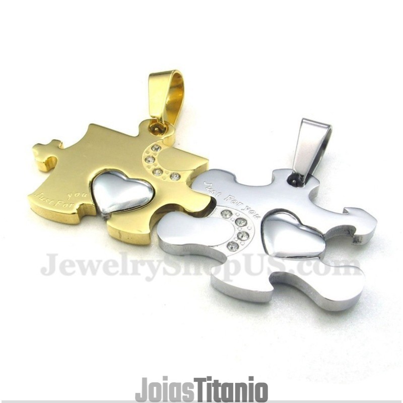 Pingente De Casal Em Titânio E Ouro Com Corrente Grátis (Um Par)