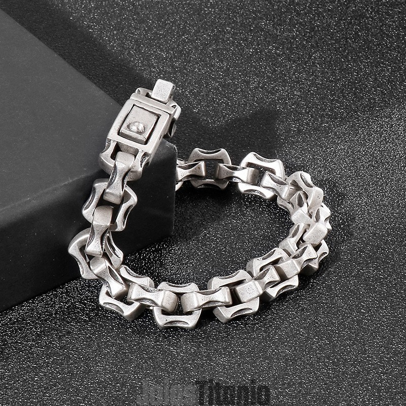 Pulseiras De Titânio Masculinas Retrô Populares Com Acessórios