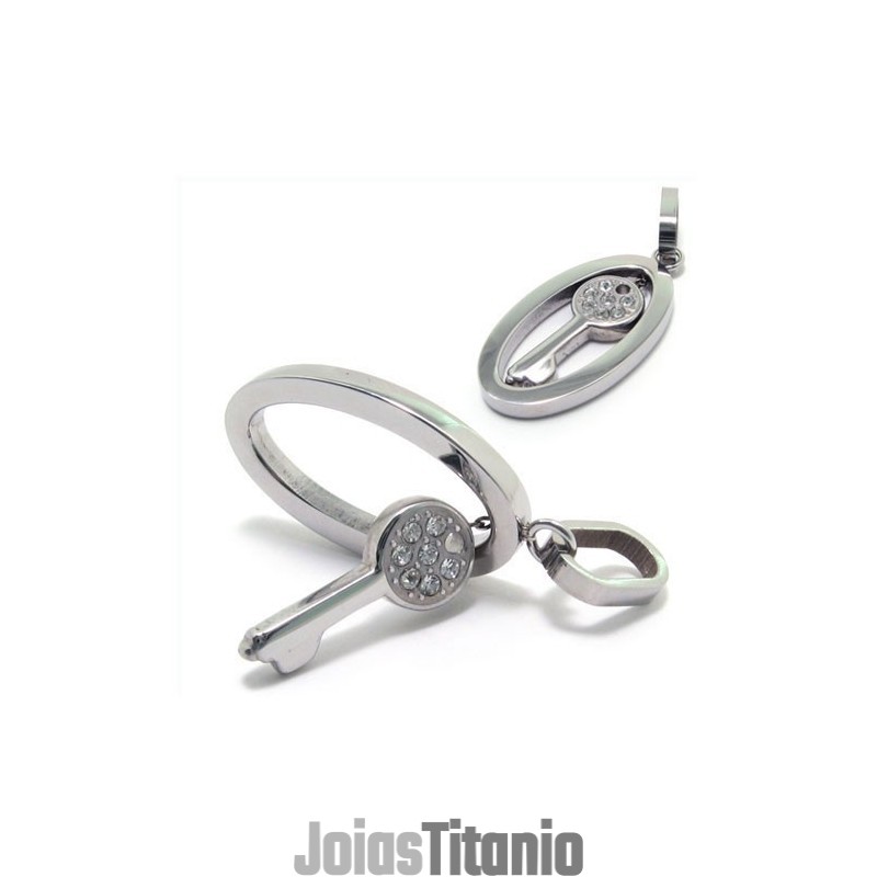 Colar Com Pingente De Diamante E Chave De Titânio Prateado Da Moda Colar Com Pingente De Diamante E Chave De Titânio Prateado Da Moda