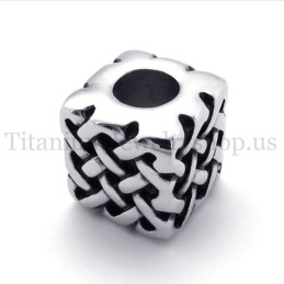 Pingente De Titânio Com Contas Da Sorte Em Cubo
