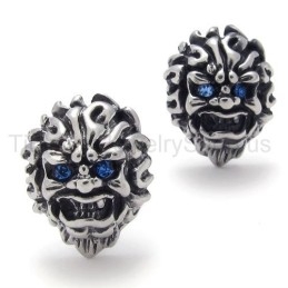 Com Brincos De Titânio Retrô De Leão De Olhos Azuis