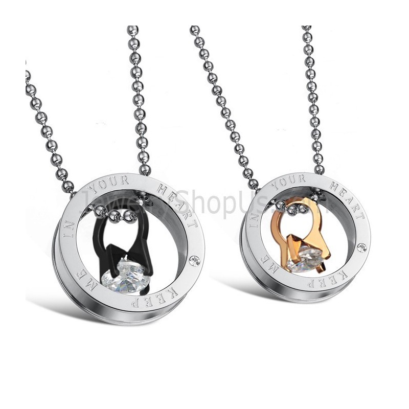 Pingentes De Polvo Em Titânio Preto E Ouro Rosa Com Strass E Correntes Grátis C698 Pingentes De Polvo Em Titânio Preto E Ouro Rosa Com Strass E Correntes Grátis C698