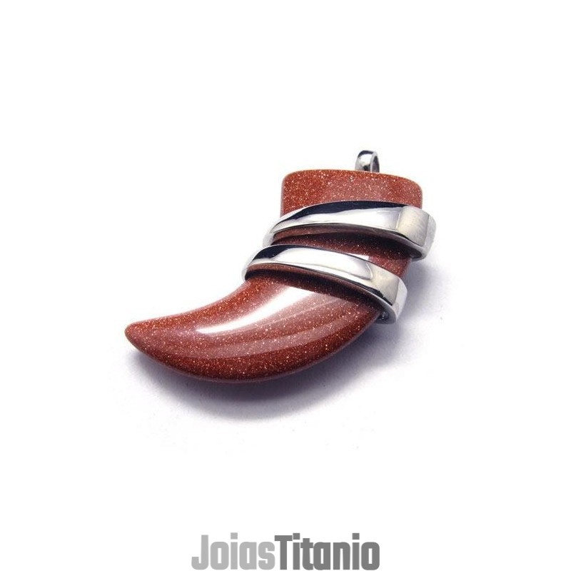 Colar Masculino Com Pingente De Lança Em Titânio Puro E Vermelhão Colar Masculino Com Pingente De Lança Em Titânio Puro E Vermelhão