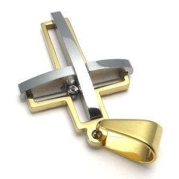 Design Atraente, Cores Brilhantes E Bem Conhecido Por Sua Alta Qualidade, Pingente De Cruz De Titânio